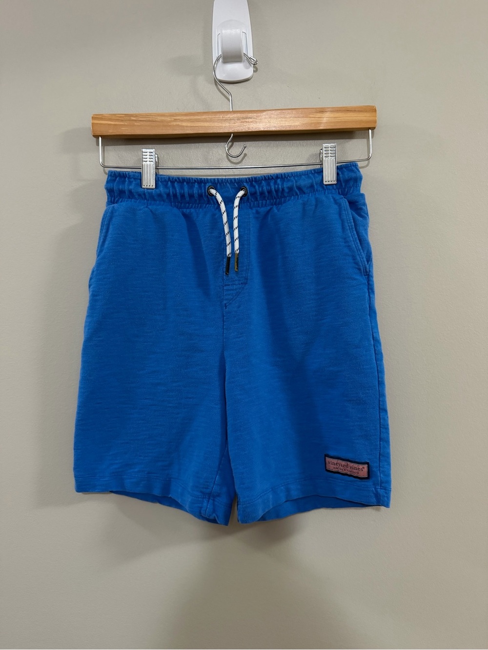 Boy's Vineyard Vines Royal Blue Knit Shorts with Drawstring Waist. Size Large
